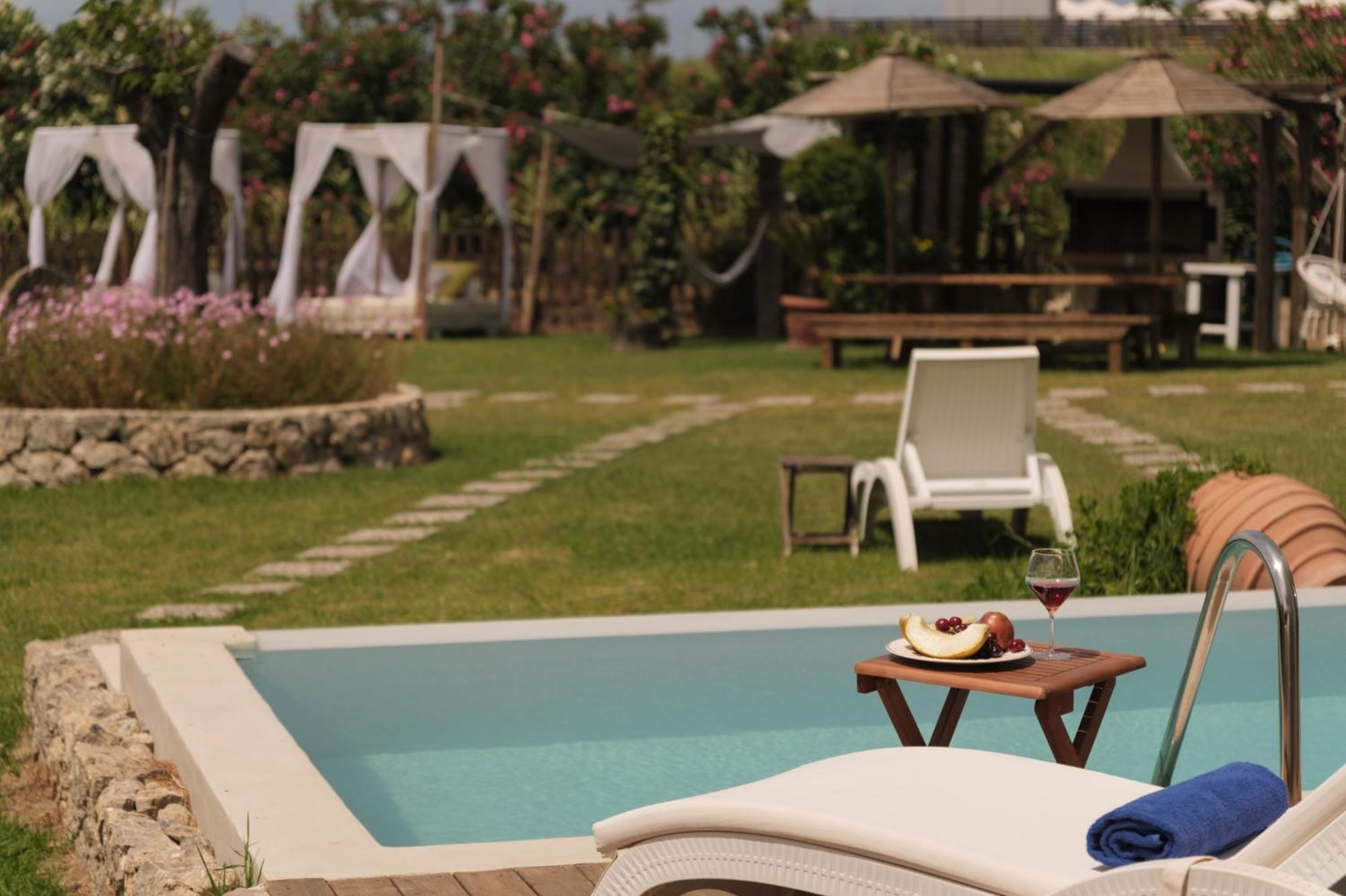 Aparthotel Margarita's Luxury Agios Stefanos Avliotes (Corfu)